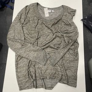 Gap sweater never worn